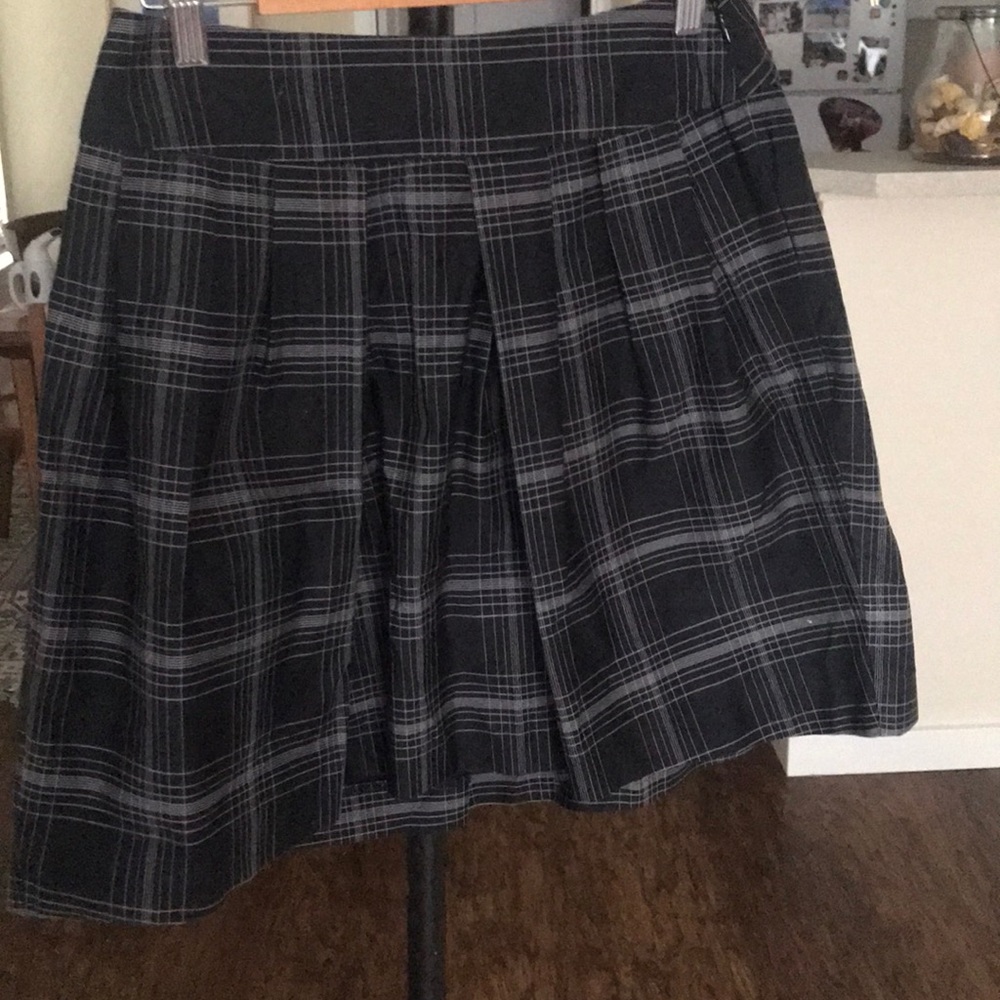 Pledge Skirt